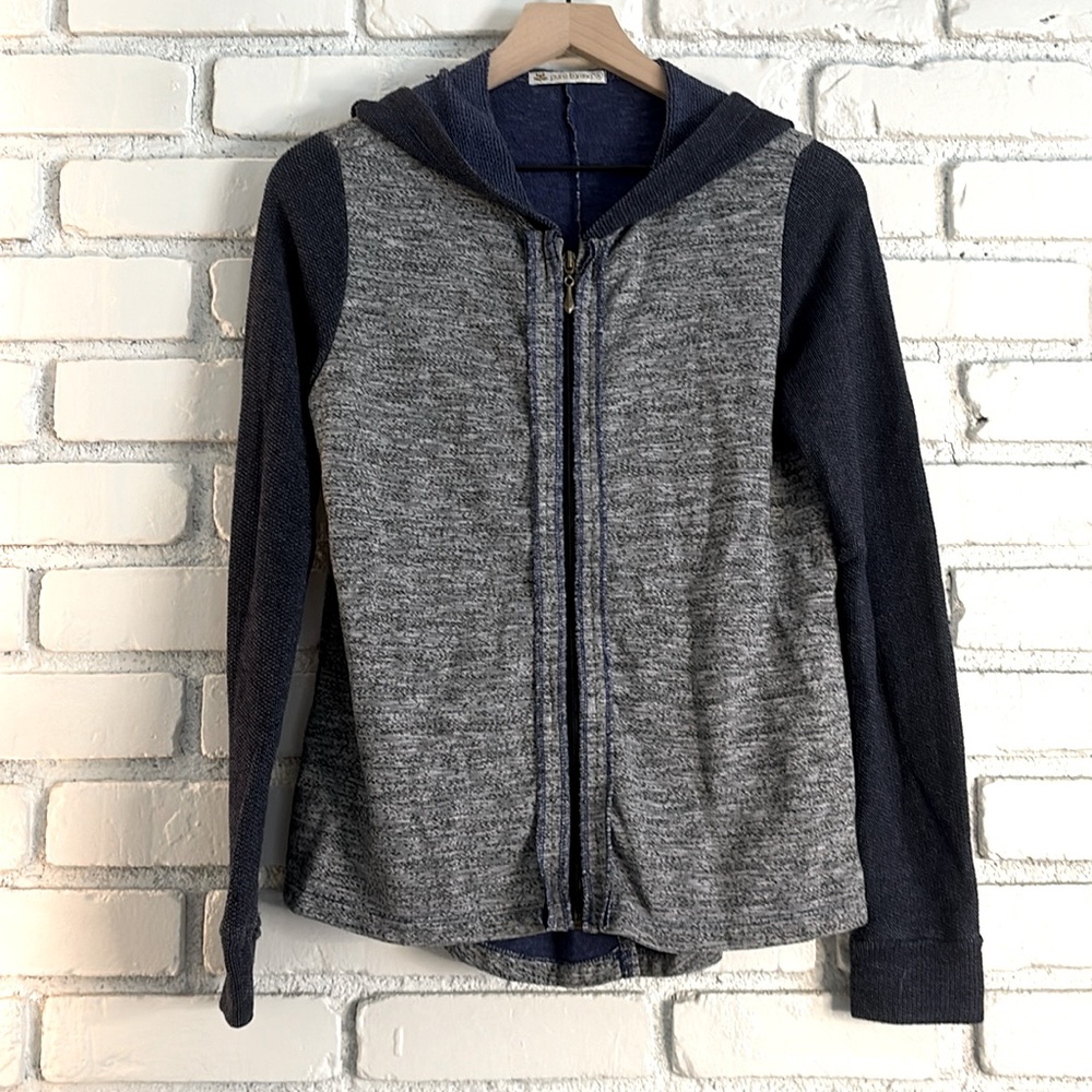 Pure Karma womens grey and blue zip up